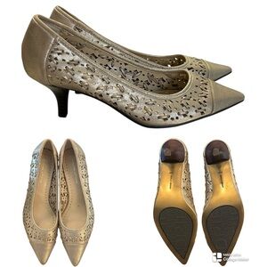 Adrienne Vittadini gold kitten heels